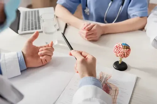 Difference Between Dementia and Alzheimer's Disease 